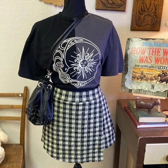 Whimsigoth Witchy Preppy Alt Emo Girl Grunge Complete Curated Outfit Bundle MED - Picture 2 of 16